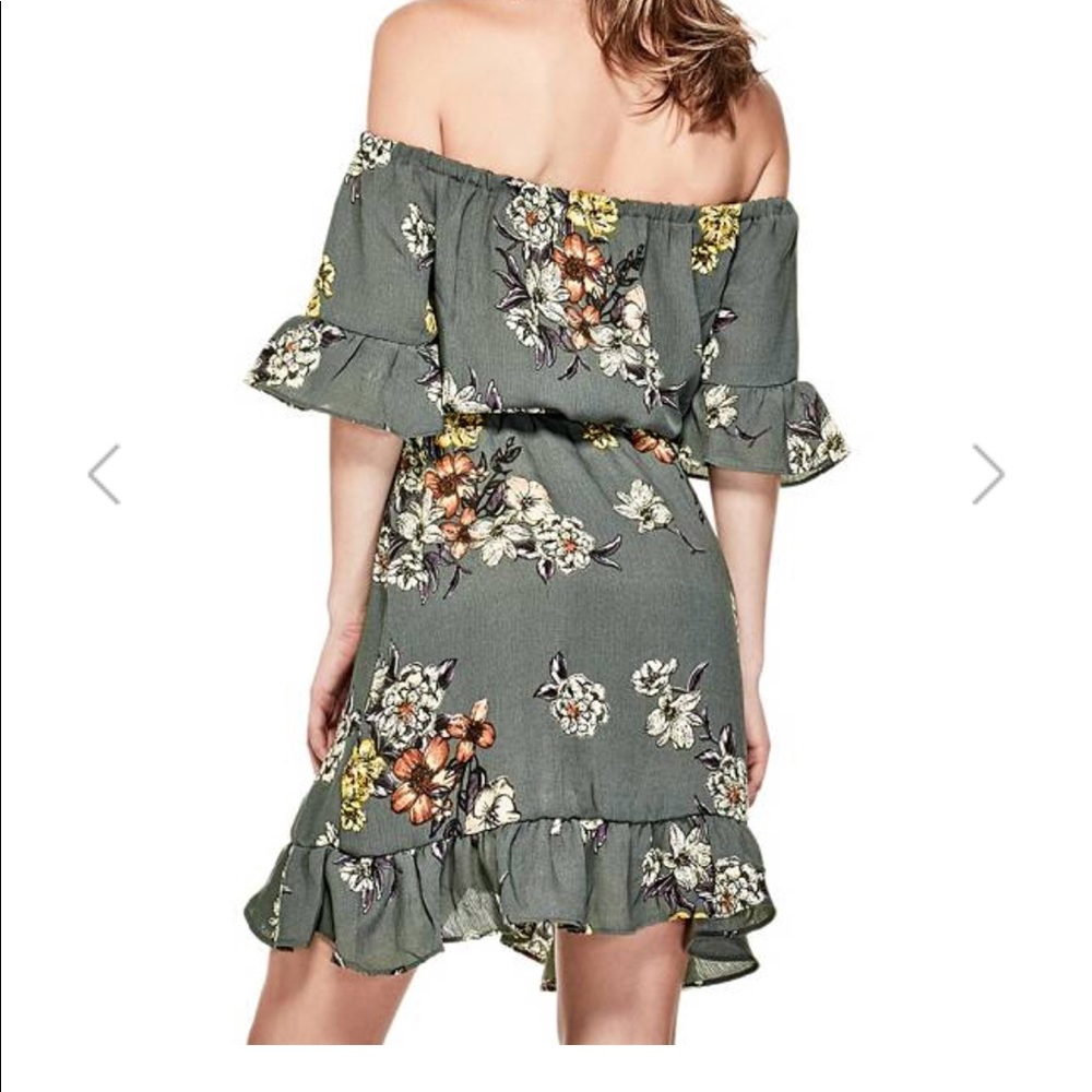 Guess off the shoulder dress - Picture 4 of 4